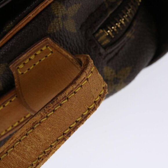 LOUIS VUITTON Monogram Saint Germain 28 Shoulder Bag - Picture 8 of 16